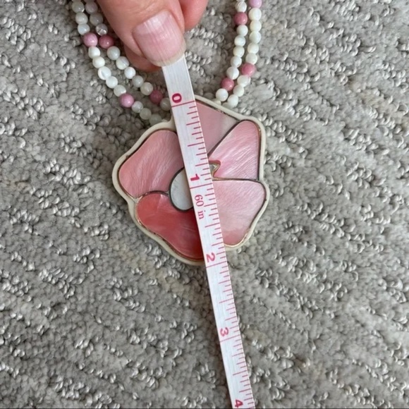KARLA JORDAN Vintage Beaded Necklace, Mother of Pearl Pendant, Pink Pearl Flower - Picture 8 of 8
